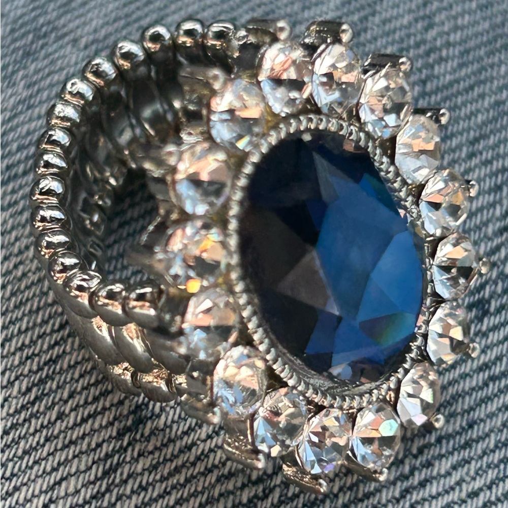 Deep Blue Oval Cocktail Ring with Clear Accents - Stretch Band